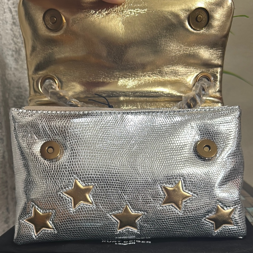 ❤️🍇🍇Host Pick Kurt Geiger Silver and Gold Shoulder Bag 🍇🍇 - Picture 13 of 15